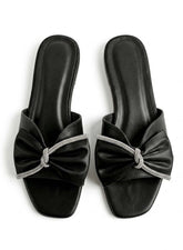 DAHLIA-BLACK